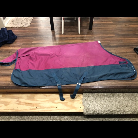 78” Saxon Rainsheet - Picture 2 of 4